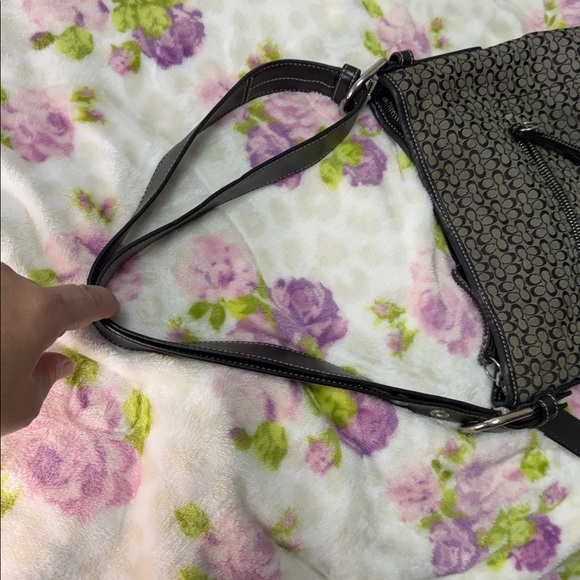 Coach Black Patterned Shoulder Crossbody Bag W/ Adjustable Strap - Picture 15 of 17